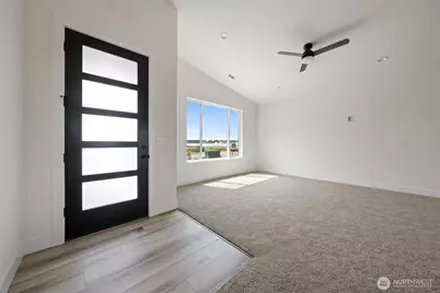 1239 E Mt Hood Street, Othello, WA 99344 - Photo 16