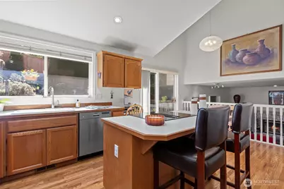 2414 Kennewick Place NE, Renton, WA 98056 - Photo 8