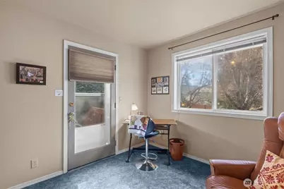 2414 Kennewick Place NE, Renton, WA 98056 - Photo 30