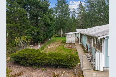 10 E Mooreview Lane E, Shelton, WA 98584 - Photo 24