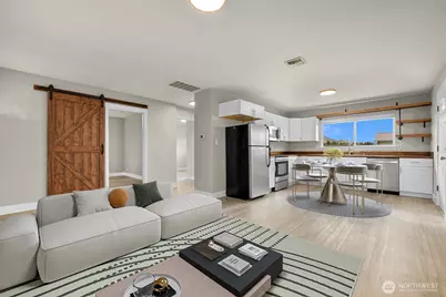 310 W 3rd Street, Nooksack, WA 98276 - Photo 10