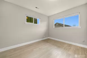 310 W 3rd St, Nooksack, WA 98276 - Photo 22