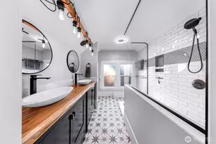 2101 Young St, Bellingham, WA 98225 - Photo 26