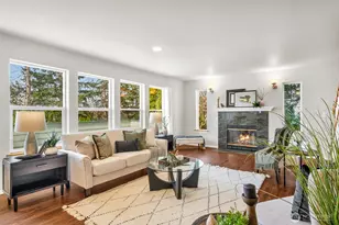 10518 157th Ave NE, Redmond, WA 98052 - Photo 2