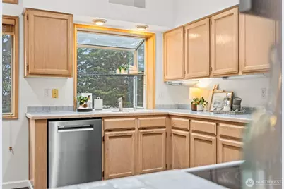 10416 198th Avenue Ct E, Bonney Lake, WA 98391 - Photo 10