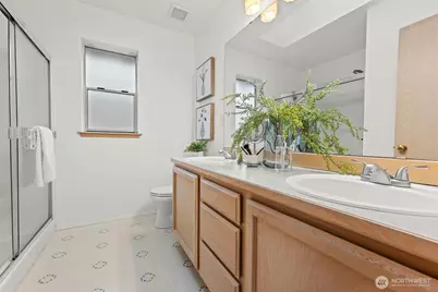 10416 198th Avenue Ct E, Bonney Lake, WA 98391 - Photo 18