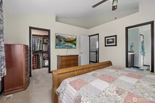 956 Cove View Cir, Oak Harbor, WA 98277 - Photo 18