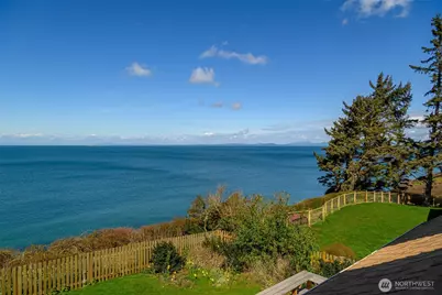 1369 Chatham Lane, Oak Harbor, WA 98277 - Photo 10