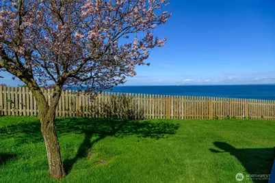 1369 Chatham Lane, Oak Harbor, WA 98277 - Photo 12