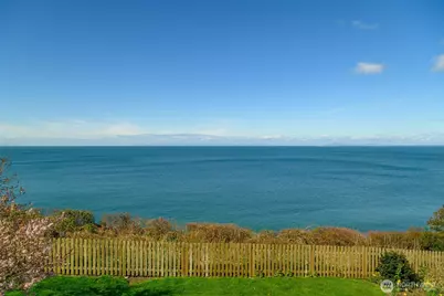 1369 Chatham Lane, Oak Harbor, WA 98277 - Photo 8