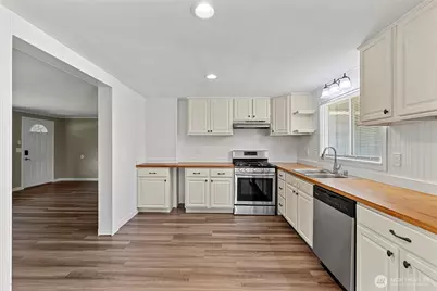 480 SE Ely Street, Oak Harbor, WA 98277 - Photo 10