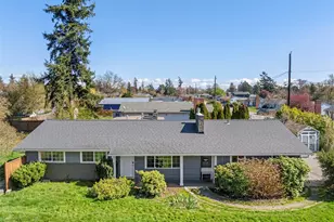 480 SE Ely St, Oak Harbor, WA 98277 - Photo 2