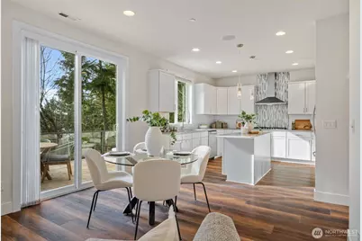 809 206th Avenue NE, Sammamish, WA 98074 - Photo 14