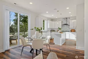 809 206th Ave NE, Sammamish, WA 98074 - Photo 14