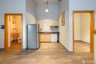 909 Squalicum Way #101, Bellingham, WA 98225 - Photo 26