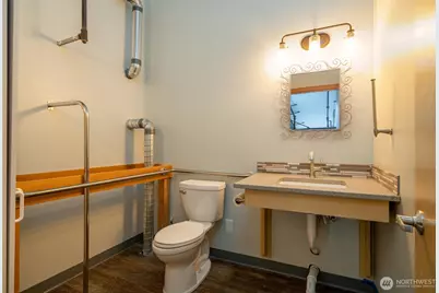 909 Squalicum Way #101, Bellingham, WA 98225 - Photo 20