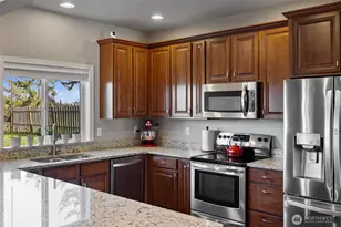 652 Joy St, Eatonville, WA 98328 - Photo 8