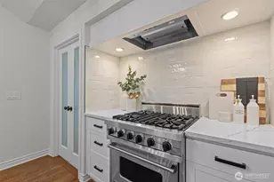 4181 42nd Ave NE, Seattle, WA 98105 - Photo 12