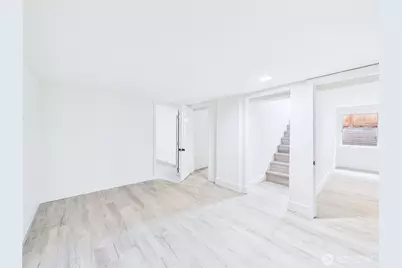 305 Meadow Avenue N, Renton, WA 98057 - Photo 26