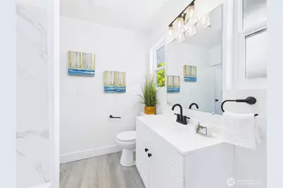 305 Meadow Avenue N, Renton, WA 98057 - Photo 18