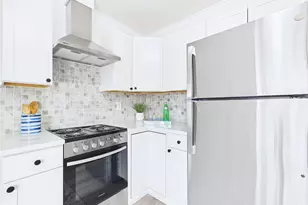 305 Meadow Ave N, Renton, WA 98057 - Photo 10