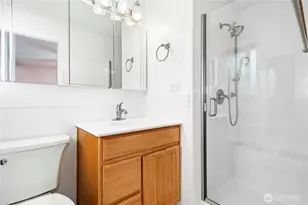 12502 SE 73rd Pl, Newcastle, WA 98056 - Photo 18