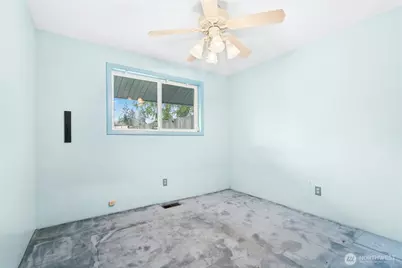 12502 SE 73rd Place, Newcastle, WA 98056 - Photo 14