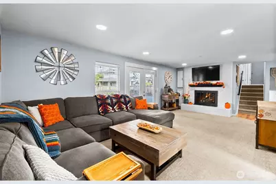 2105 W Stewart, Puyallup, WA 98371 - Photo 10