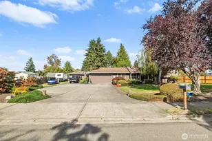 2105 W Stewart, Puyallup, WA 98371 - Photo 1