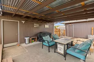 2105 W Stewart, Puyallup, WA 98371 - Photo 26