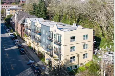 1310 Queen Anne Avenue N #15, Seattle, WA 98109 - Photo 2