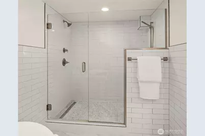 8041 12th Avenue NE, Seattle, WA 98115 - Photo 24