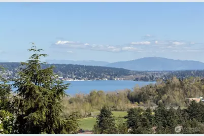 7508 56th Avenue NE, Seattle, WA 98115 - Photo 10