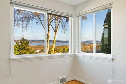 7508 56th Avenue NE, Seattle, WA 98115 - Photo 14