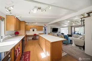 221 E Country Ln, Allyn, WA 98524 - Photo 10