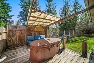 221 E Country Ln, Allyn, WA 98524 - Photo 24