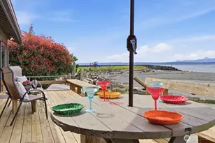 8208 Sandy Hook Dr, Clinton, WA 98236 - Photo 26