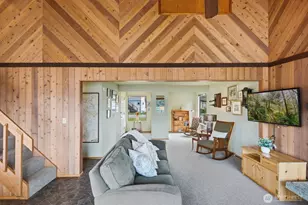 8208 Sandy Hook Dr, Clinton, WA 98236 - Photo 14