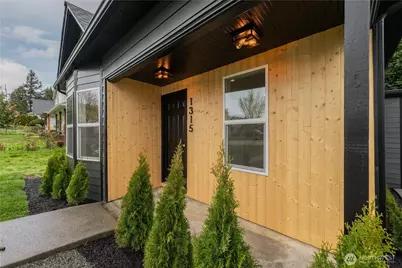 1315 E Marine View Drive, Everett, WA 98201 - Photo 2