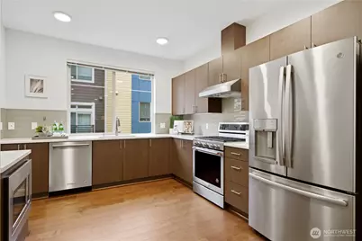 1438 159th Place NE, Bellevue, WA 98008 - Photo 4