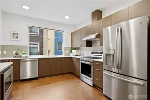 1438 159th Pl NE, Bellevue, WA 98008 - Photo 4