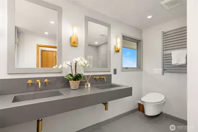 11676 Sunrise Drive, Bainbridge Island, WA 98110 - Photo 28