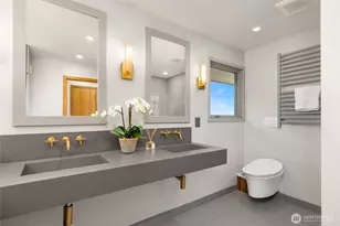 11676 Sunrise Dr, Bainbridge Island, WA 98110 - Photo 28