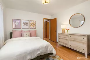 11676 Sunrise Dr, Bainbridge Island, WA 98110 - Photo 30