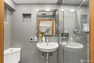 11676 Sunrise Dr, Bainbridge Island, WA 98110 - Photo 34