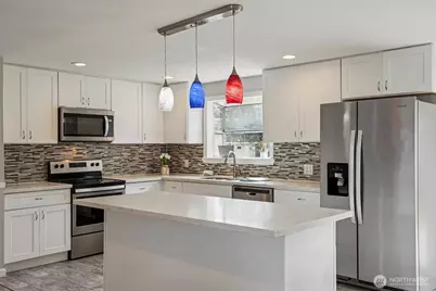 3709 NE 9th Court, Renton, WA 98056 - Photo 4