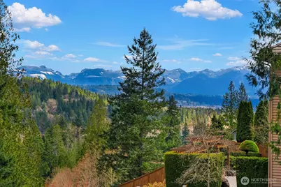 2330 279th Drive SE, Sammamish, WA 98075 - Photo 2