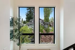 7421 Bagley Ave N, Seattle, WA 98103 - Photo 24