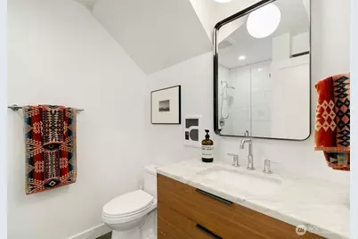 7421 Bagley Avenue N, Seattle, WA 98103 - Photo 30