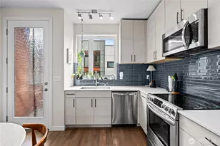 9266 50th Ave S, Seattle, WA 98118 - Photo 12